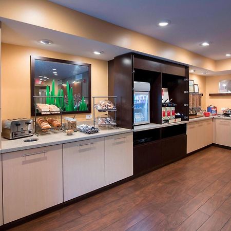 Towneplace Suites By Marriott Atlanta Алфарета Екстериор снимка